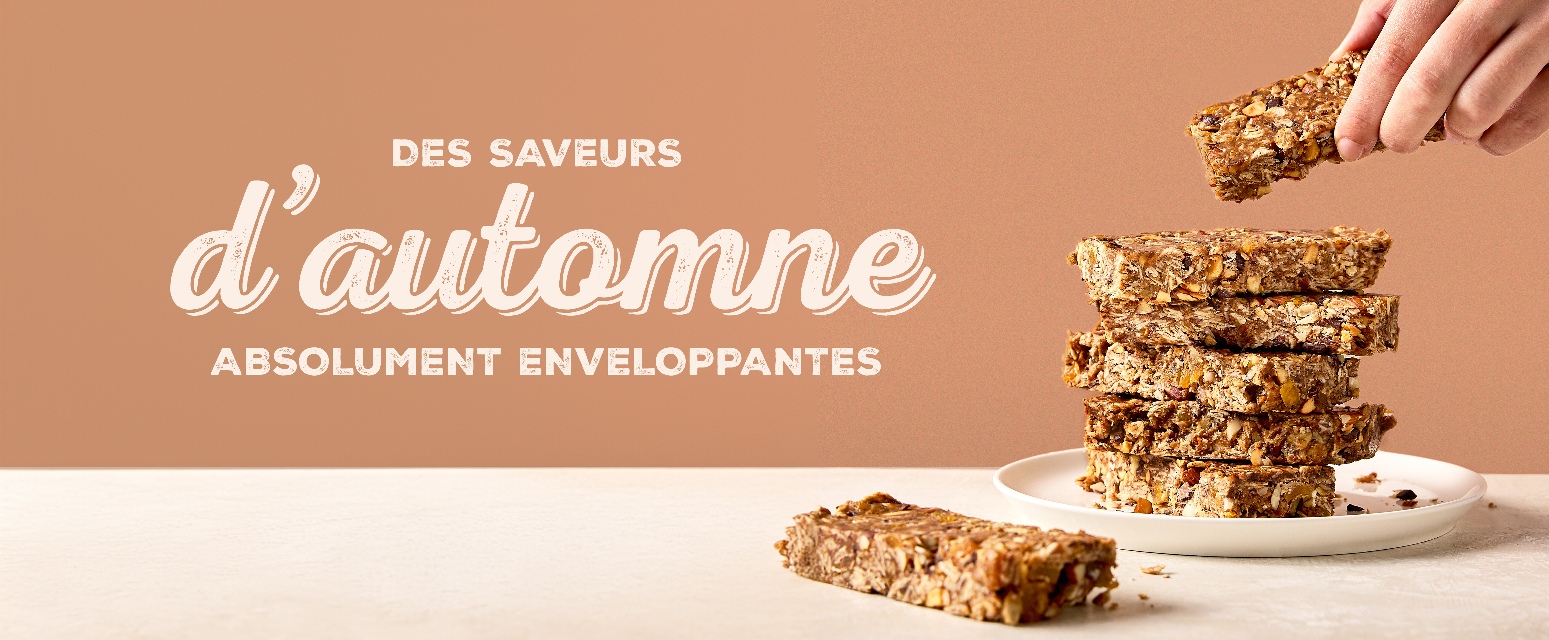 Barres de granola avec texte Des saveurs d'automne absolument enveloppantes