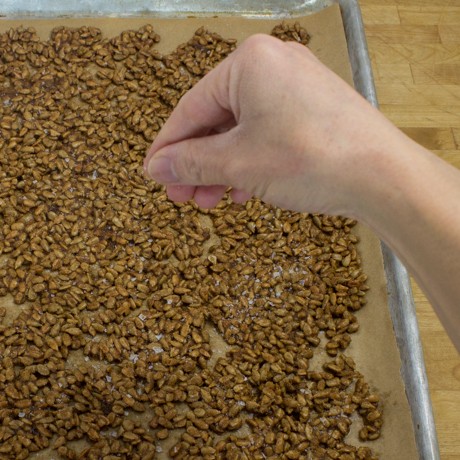 3 manières de faire griller des graines de tournesol