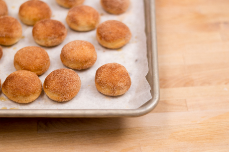 baked-doughnut-dusting-how-to-6