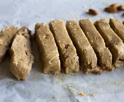 Amandes halva